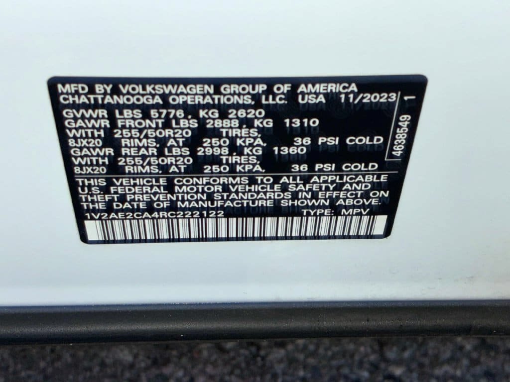 Used 2024 Volkswagen Atlas Cross Sport SEL R-Line AWD/4WD image 24