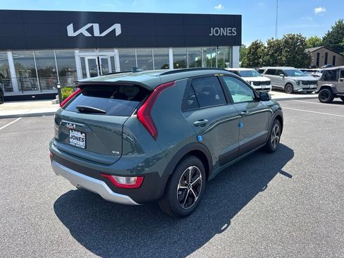 New 2026 Kia Niro EX w/ EX Premium Package FWD image 5