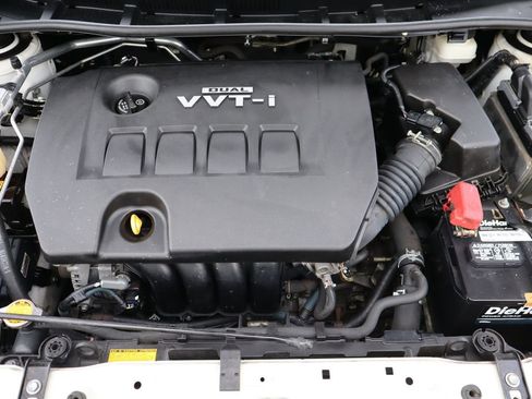 Used 2010 Toyota Corolla S image 37