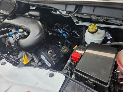 Used 2018 Ford Transit 150 130 Low Roof RWD image 32