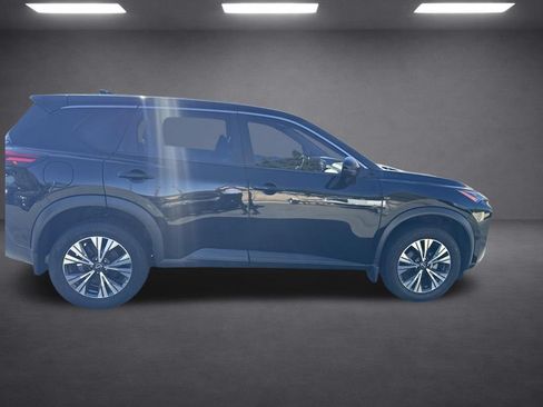 Used 2023 Nissan Rogue SV FWD image 17