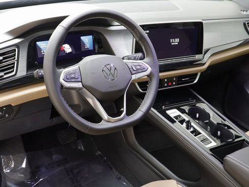 New 2026 Volkswagen Atlas Cross Sport SE image 7