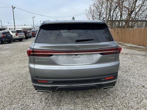 Used 2025 Buick Enclave Preferred image 4