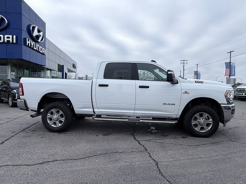Used 2024 RAM 2500 Big Horn w/ Off Road Package image 9