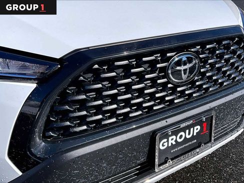 Used 2023 Toyota Corolla Cross LE w/ Moonroof Package image 31