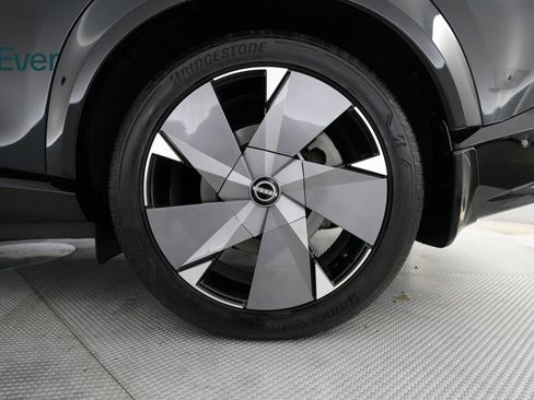 Used 2024 Nissan Ariya AWD image 20