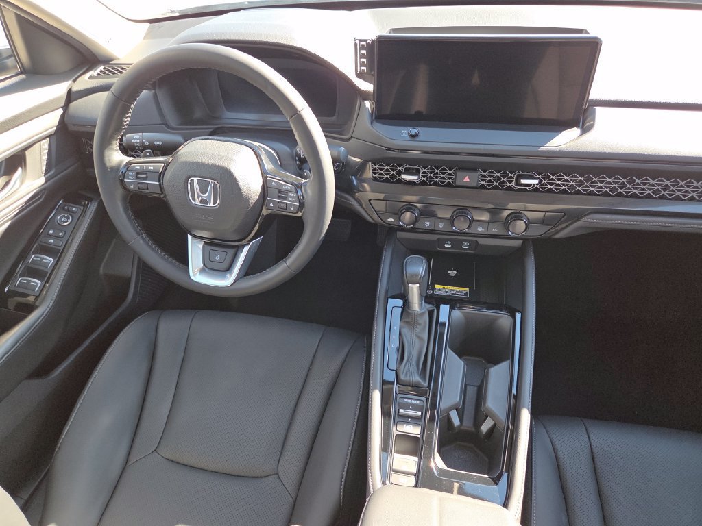 Used 2025 Honda Accord Touring image 34