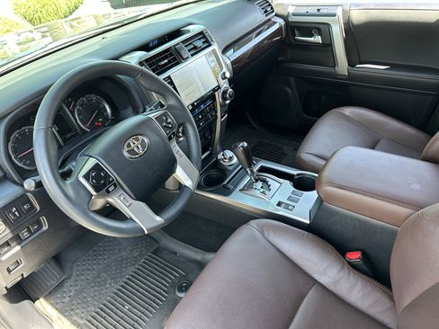 Used 2022 Toyota 4Runner Limited AWD/4WD image 16