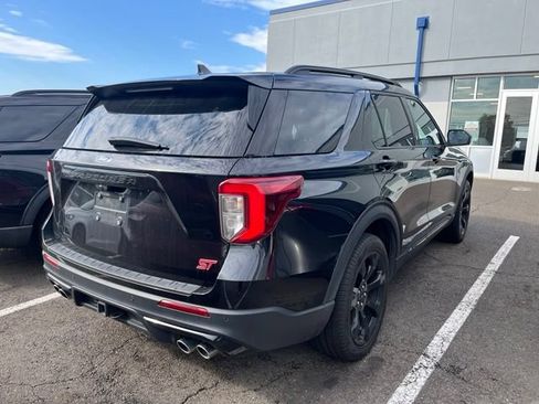 Used 2024 Ford Explorer ST w/ Equipment Group 401A AWD/4WD image 5
