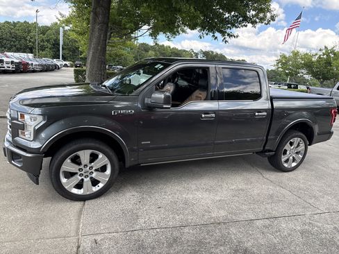 Used 2017 Ford F150 Limited w/ Trailer Tow Package AWD/4WD image 4