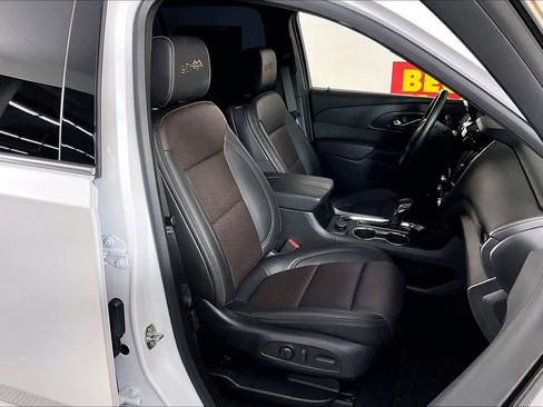 Certified 2023 Chevrolet Traverse High Country image 8