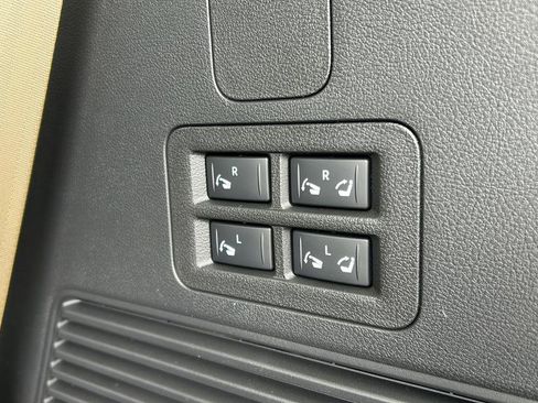 New 2026 Nissan Armada Platinum RWD image 28
