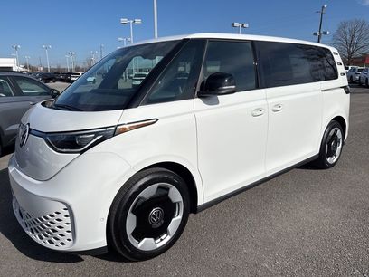 New 2025 Volkswagen ID. Buzz Pro S