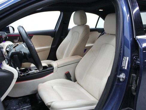 Used 2019 Mercedes-Benz A 220 image 8