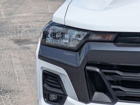 Used 2023 Chevrolet Colorado LT w/ LT Convenience Package RWD image 10