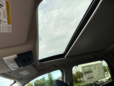 New 2026 Nissan Rogue Platinum w/ Platinum Premium Package image 21