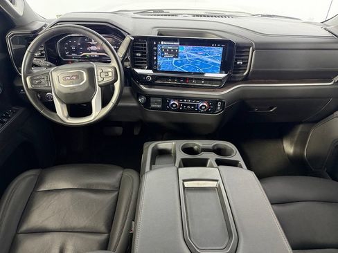 Used 2025 GMC Sierra 1500 SLT RWD image 14
