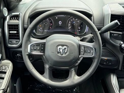 New 2026 RAM 2500 Laramie AWD/4WD image 39