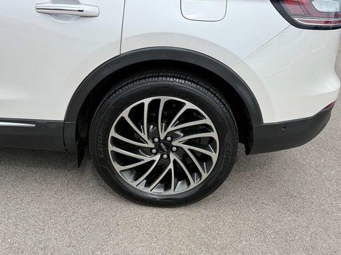 Used 2019 Lincoln Nautilus Reserve FWD image 41