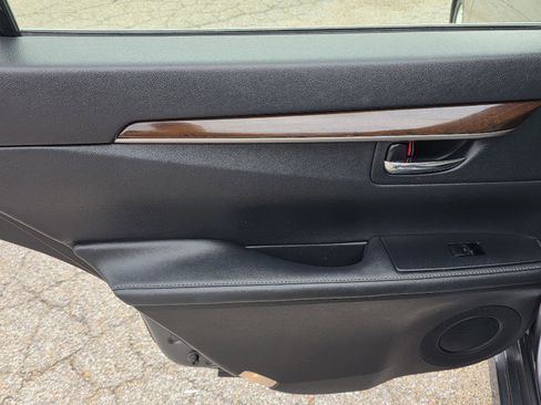 Used 2015 Lexus ES 350 image 32