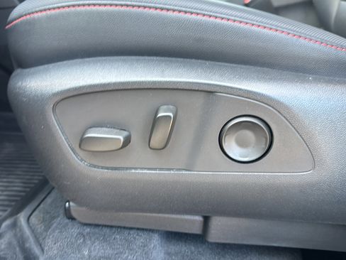 Used 2024 Chevrolet Traverse Z71 w/ LPO, Floor Liner Package image 13