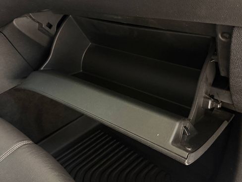 Used 2019 Chevrolet Impala Premier FWD image 27