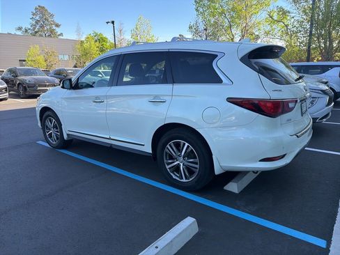 Used 2020 INFINITI QX60 Luxe w/ Essential Package image 4
