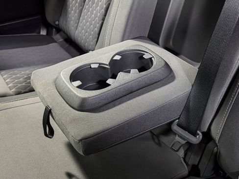 Used 2023 Nissan Titan SV w/ SV Convenience Package image 17