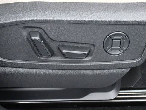 Used 2025 Audi Q5 Premium w/ Convenience Package AWD/4WD image 36