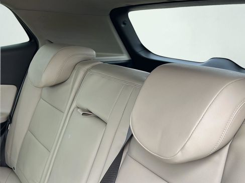 Used 2018 Buick Encore Premium image 31