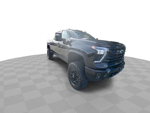 Certified 2024 Chevrolet Silverado 2500 LTZ w/ LTZ Plus Package image 2