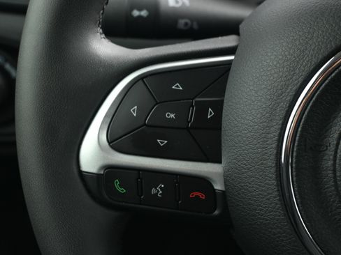 Used 2023 Jeep Renegade Altitude image 30