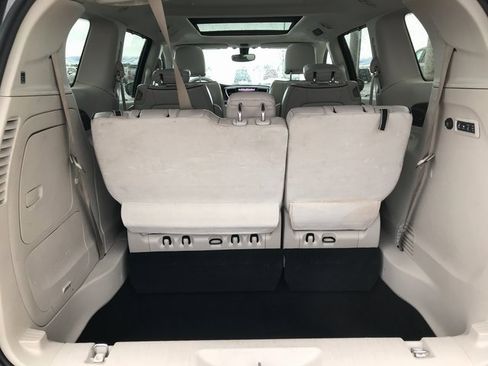 Used 2020 Chrysler Pacifica Limited image 21