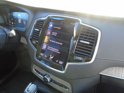 Used 2022 Volvo XC90 T6 Inscription w/ Advanced Package image 15