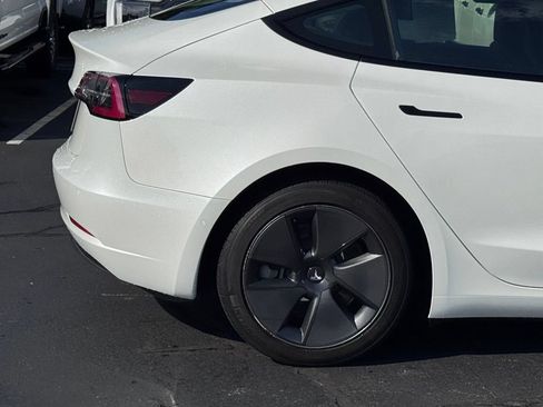 Used 2021 Tesla Model 3 Standard Range Plus RWD image 37