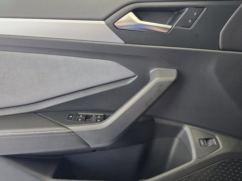 New 2026 Volkswagen Jetta SE FWD image 19