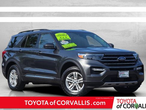 Used 2020 Ford Explorer XLT w/ Equipment Group 202A AWD/4WD image 1