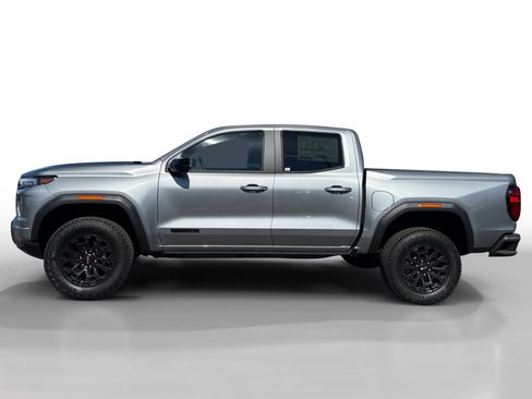 New 2026 GMC Canyon Elevation w/ LPO, Black Badging Package RWD image 2