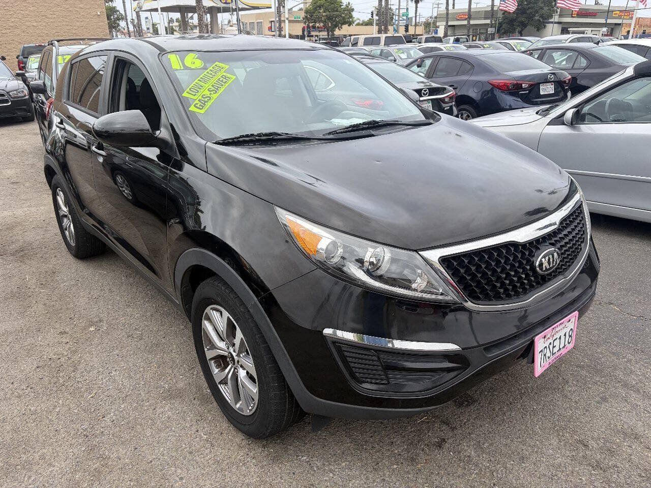 Used 2016 Kia Sportage LX FWD image 1
