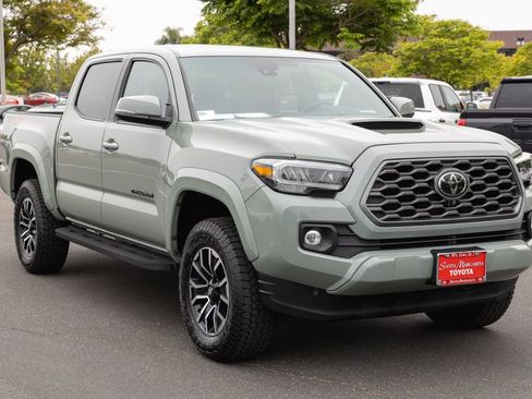 Certified 2023 Toyota Tacoma TRD Sport AWD/4WD image 3