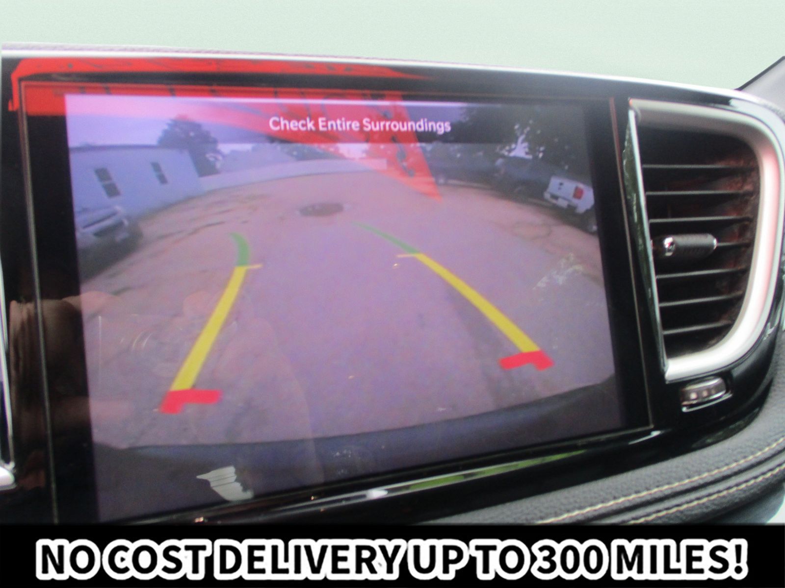 Used 2023 Chrysler Pacifica Touring-L w/ S Appearance Package FWD image 26