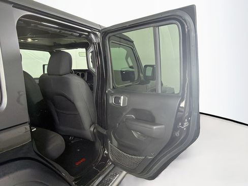 Used 2022 Jeep Wrangler Unlimited Sport AWD/4WD image 29