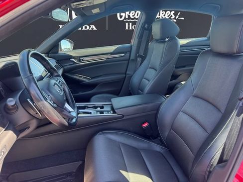 Used 2021 Honda Accord Sport image 9