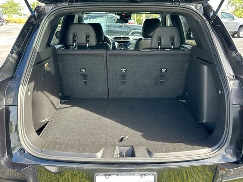 Used 2023 Chevrolet TrailBlazer RS FWD image 24
