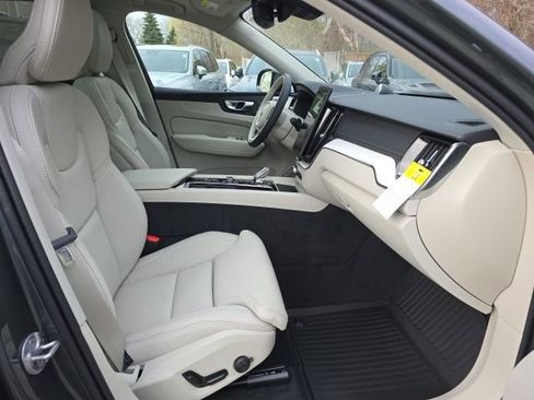 New 2026 Volvo XC60 T8 Ultra w/ Protection Package Premier AWD/4WD image 14