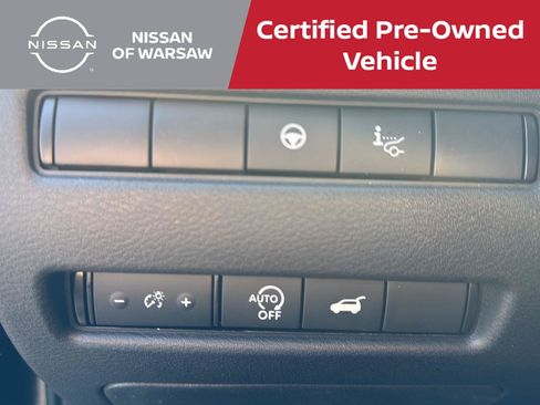 Used 2026 Nissan Rogue Platinum w/ Platinum Premium Package AWD/4WD image 11