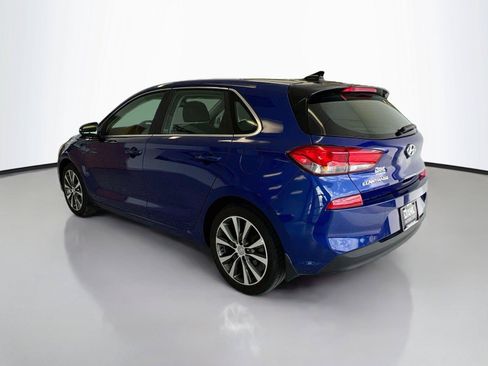 Used 2019 Hyundai Elantra GT w/ Style Package 02 FWD image 9