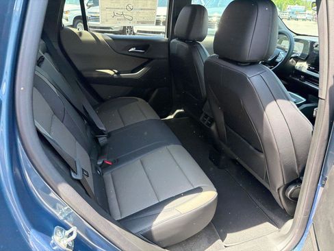 New 2026 Chevrolet Equinox LT w/ Convenience Package II FWD image 15