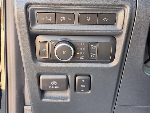 Used 2022 Ford F150 Platinum w/ Equipment Group 701A High image 18