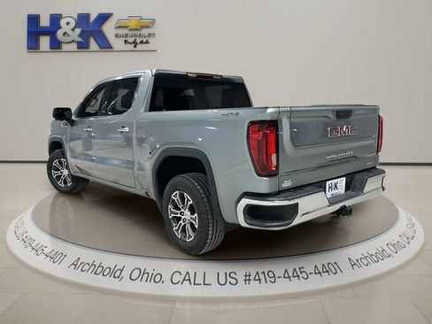 Used 2026 GMC Sierra 1500 SLT AWD/4WD image 4